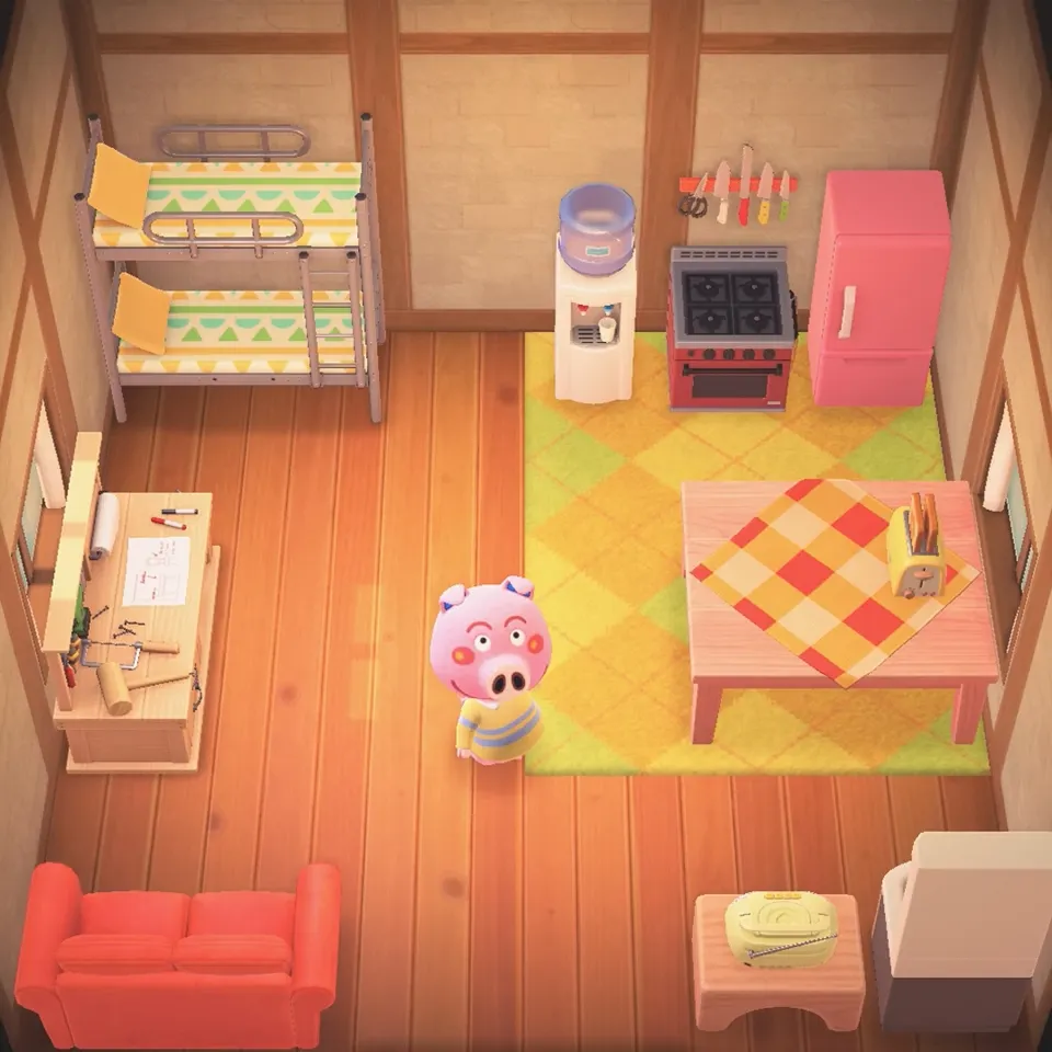 Curly's house interior