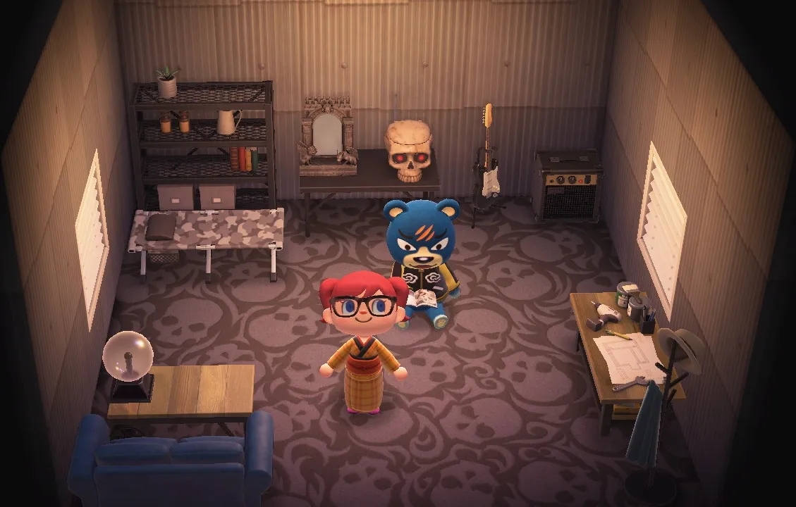 Groucho's house interior